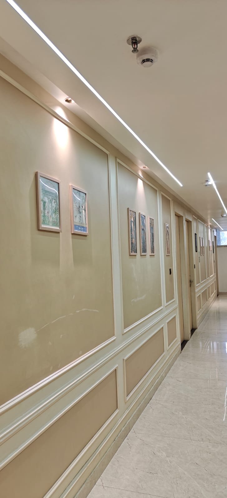 Comfort Stay - Hotel Front Entrance & Corridor
