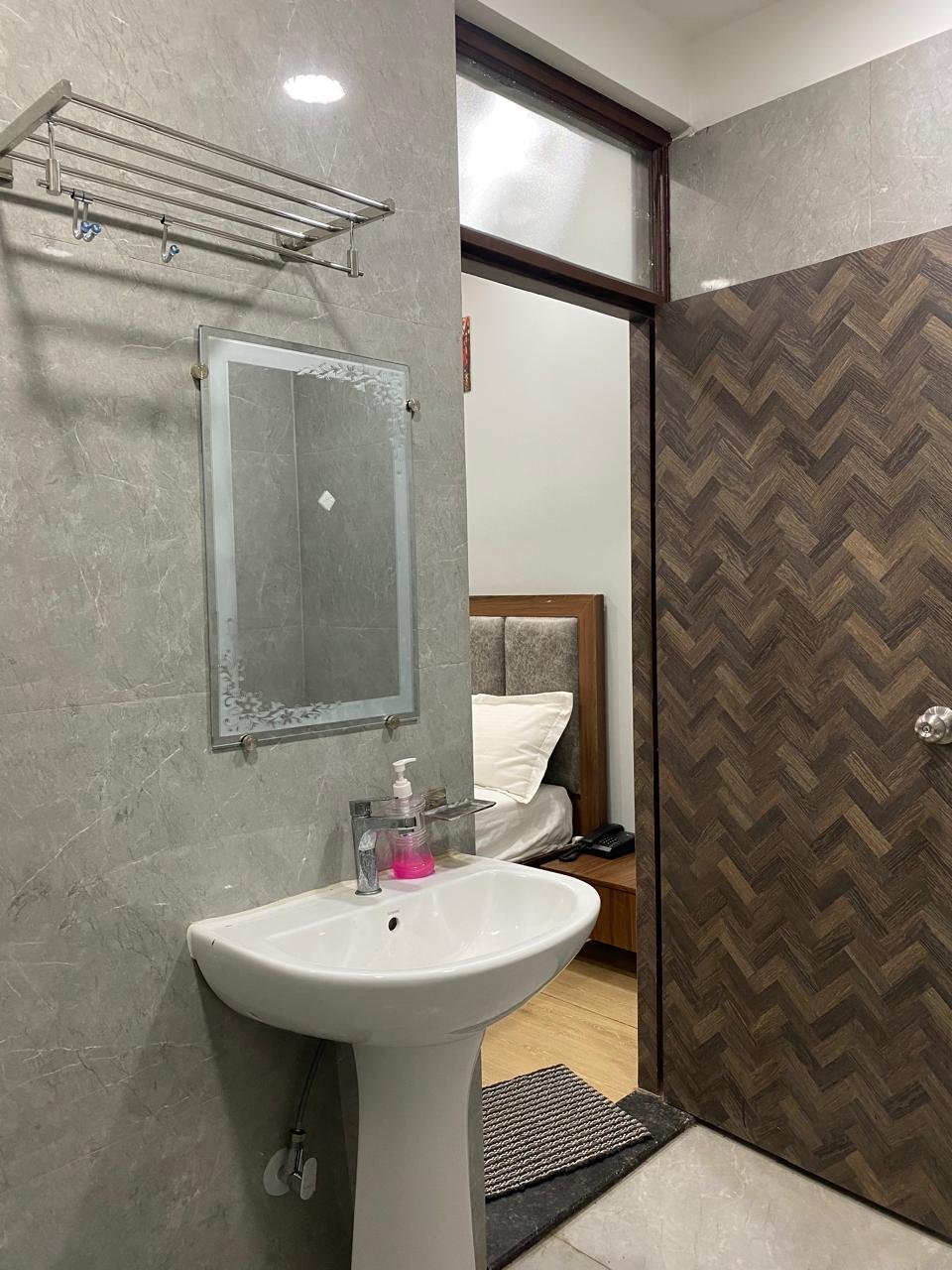 Comfort Zone - Contemporary Hospitality Suite